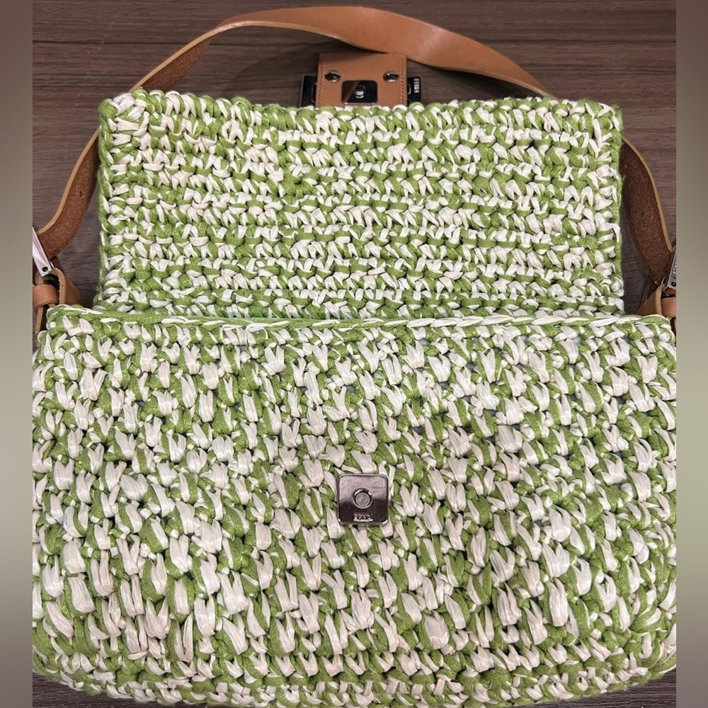 Rare Fendi Green Woven Baguette - Picture 8 of 9